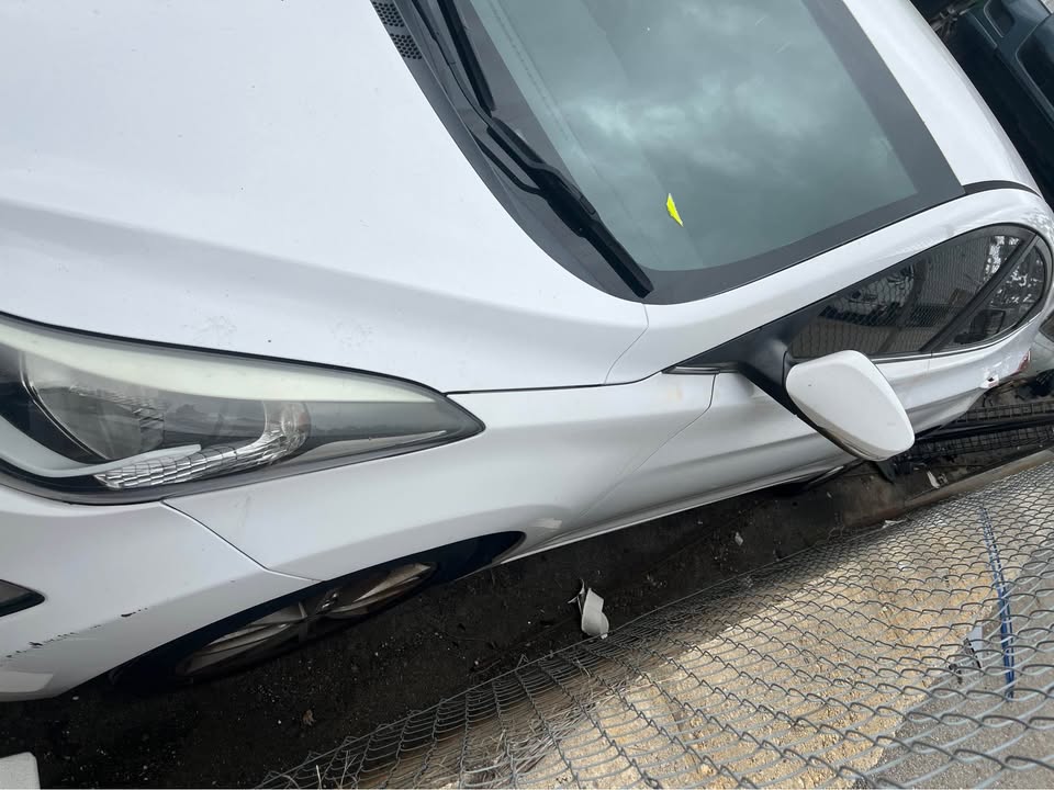 2015-Hyundai-Elantra